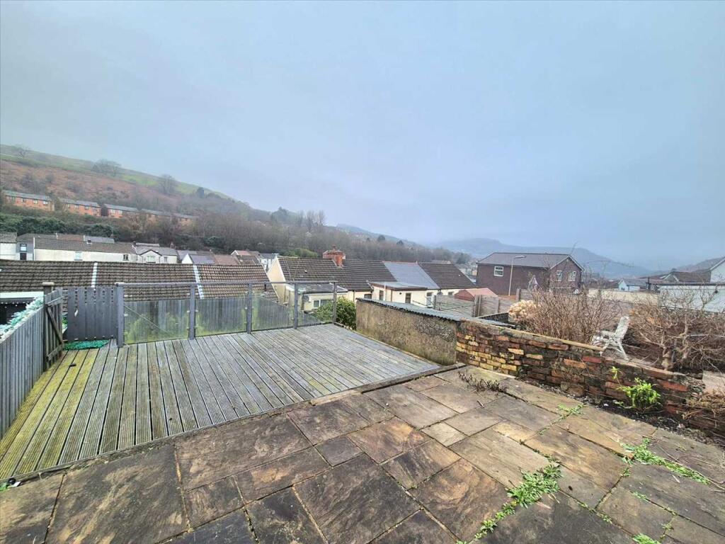Additional image 23 of George Street, Tonypandy