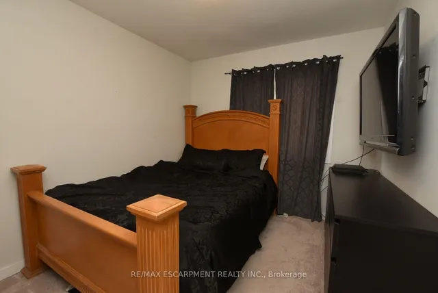 Additional image 27 of 50 Sherway Dr