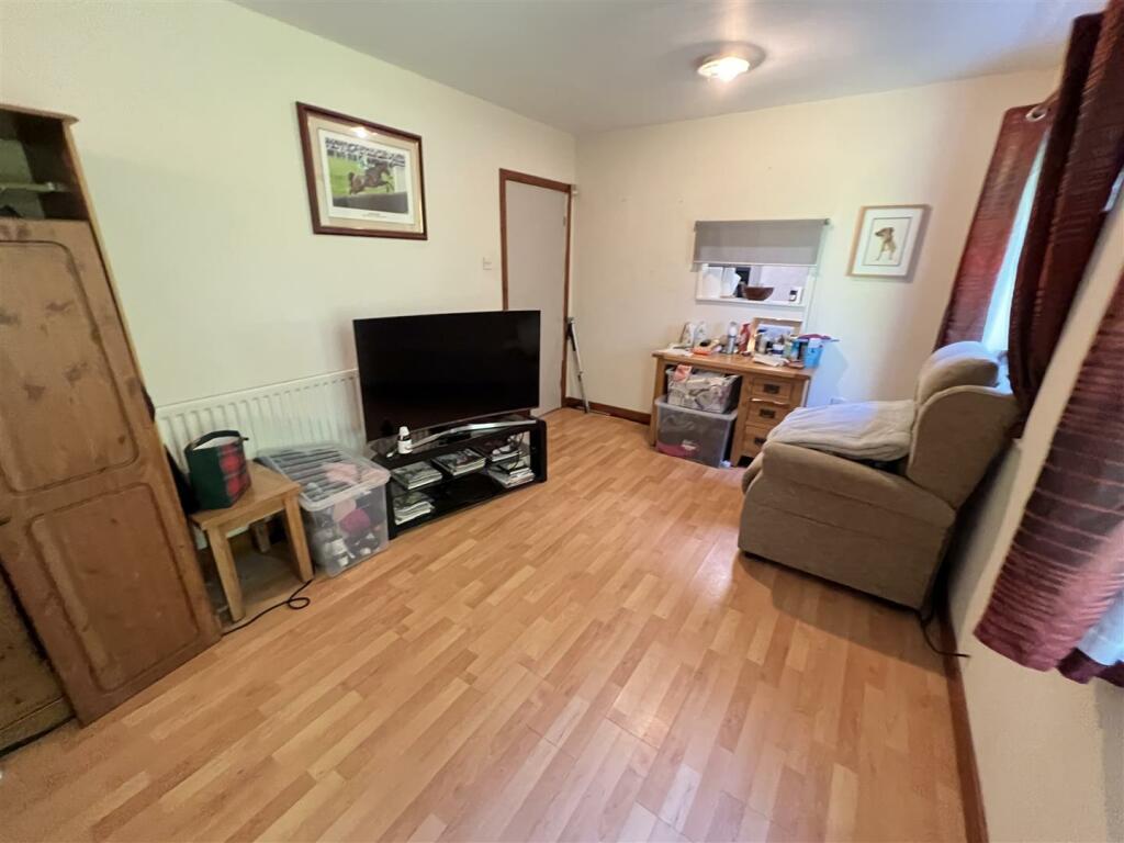 Additional image 10 of Marlfield Lane, Barnston, Wirral