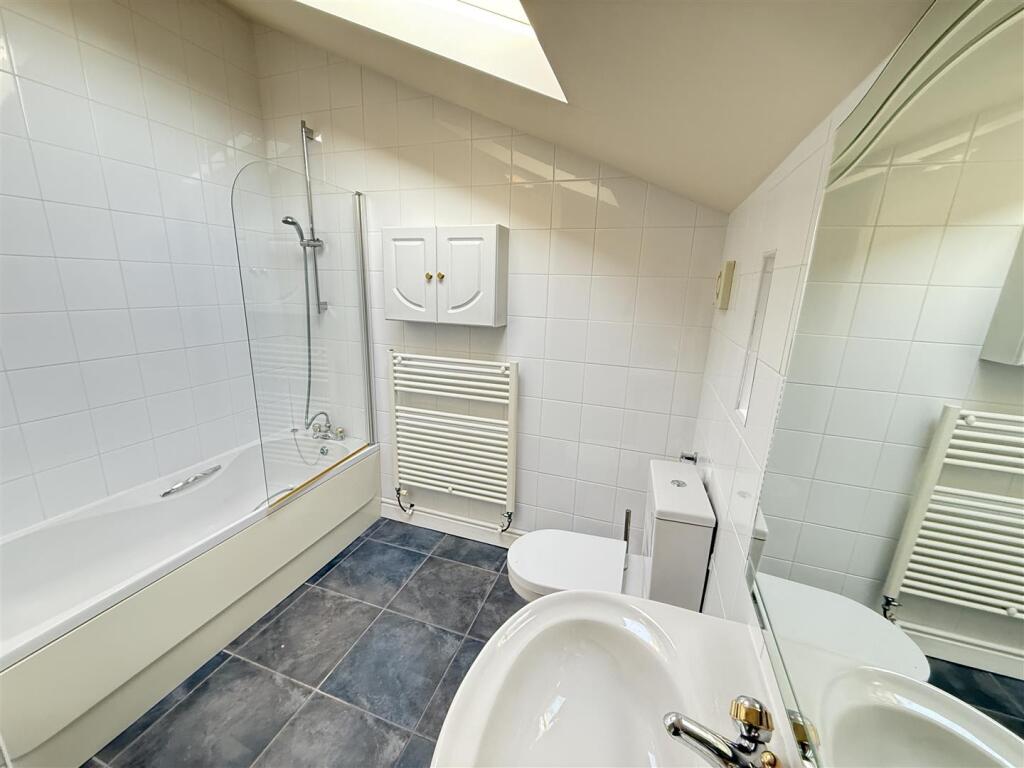 Additional image 20 of Lydiate Farm, The Lydiate, Heswall