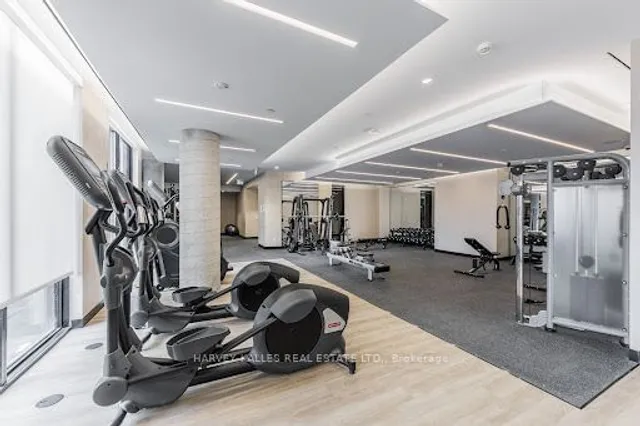 Additional image 5 of 2020 Bathurst St Unit PH05