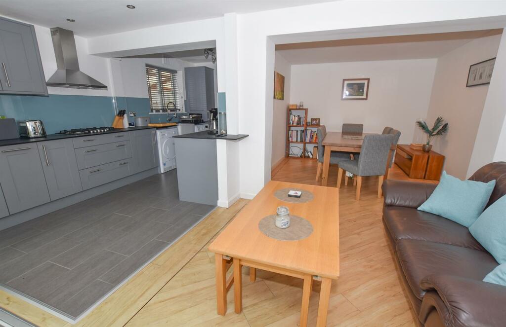 Additional image 9 of Morland Avenue, Bromborough