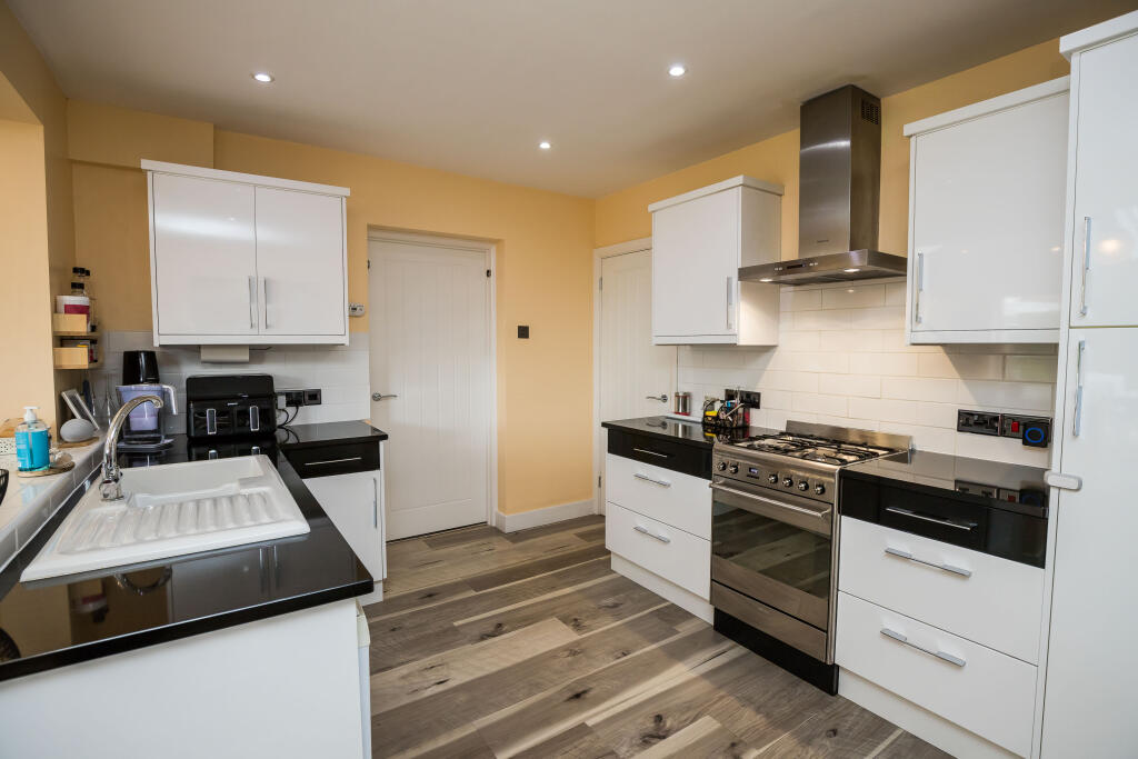 Additional image 8 of Main Road, Broughton, CH4