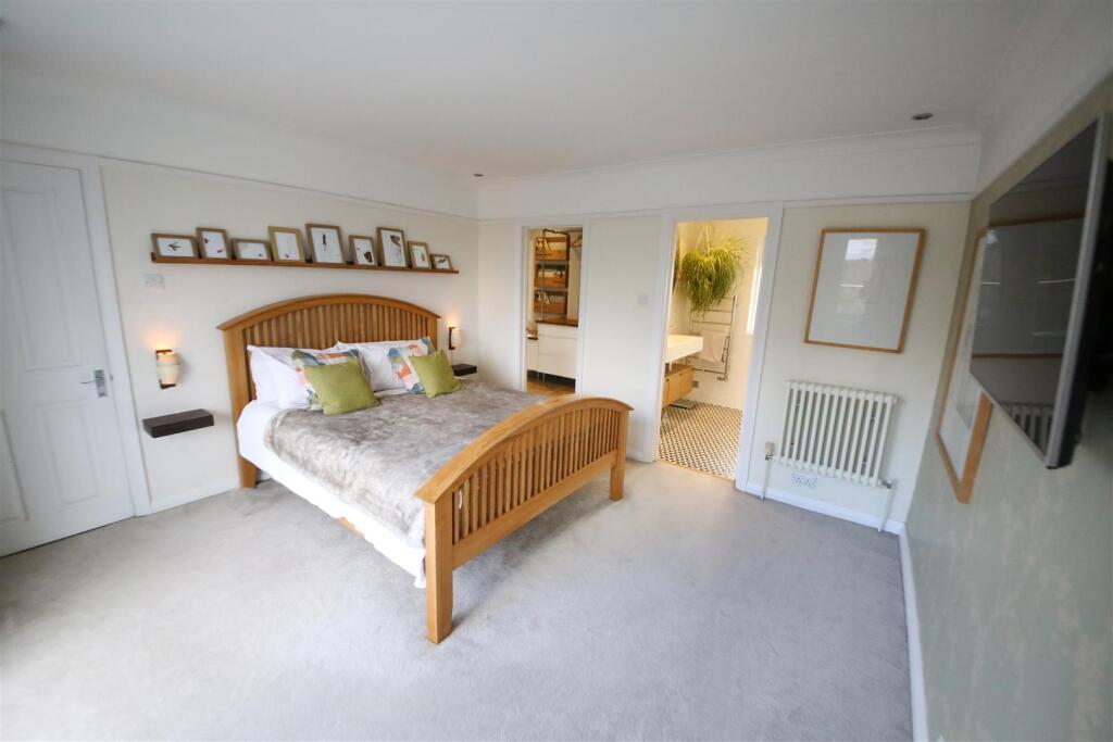 Additional image 15 of Beach Road West, Lake Grounds, Portishead. Viewings To Commence 8th February