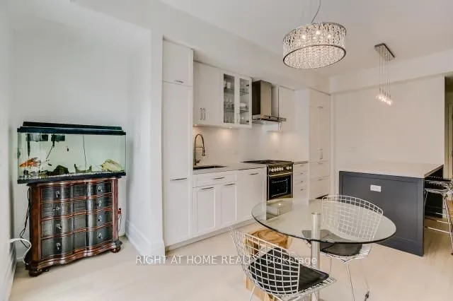 Additional image 19 of 25 Malcolm Rd Unit 112