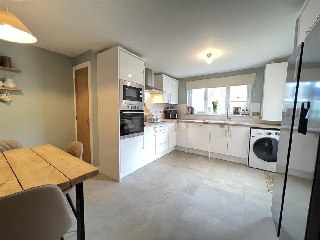 Additional image 11 of Cae Alaw Goch, Aberdare