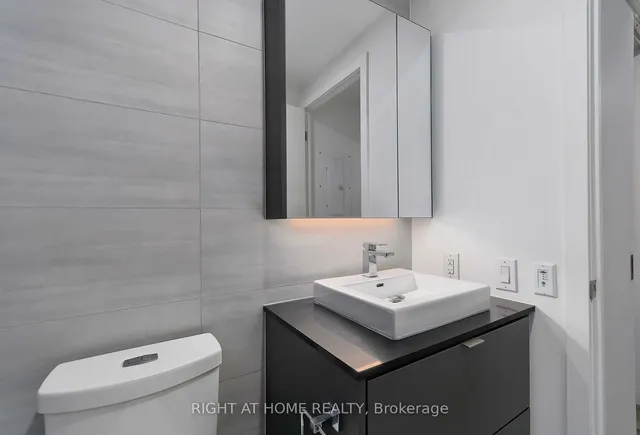 Additional image 24 of 7 Smith Cres Unit 301