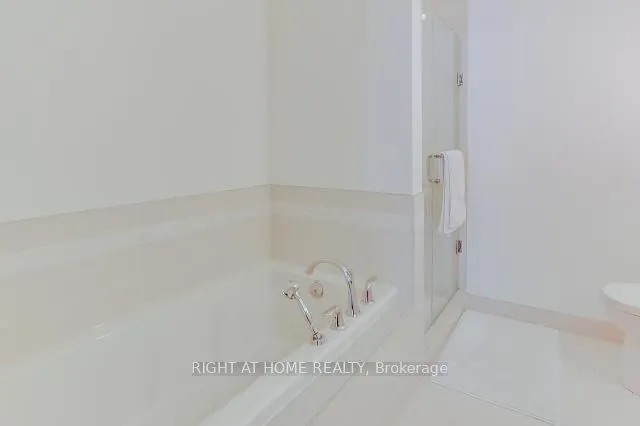 Additional image 22 of 25 Malcolm Rd Unit 112