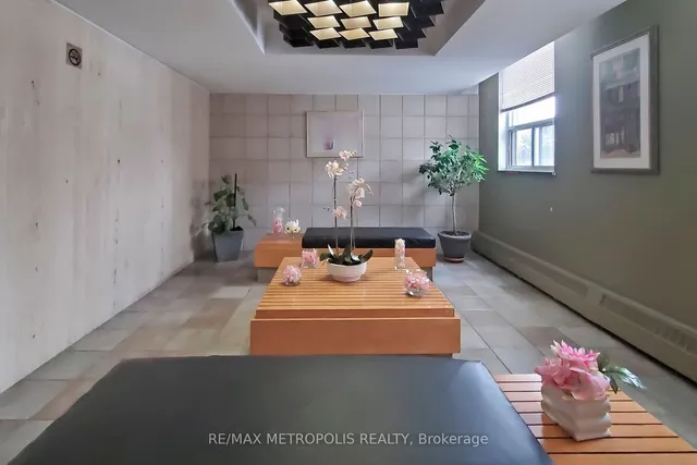 Additional image 7 of 1 Four Winds Dr Unit 1111