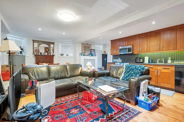 Additional image 32 of 142 Bedford Rd