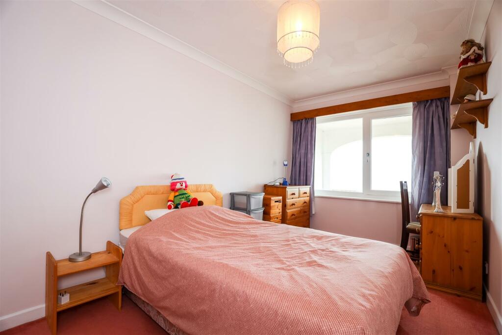 Additional image 24 of Sutton Lane, Ogmore By Sea, Vale Of Glamorgan, CF32 0PE