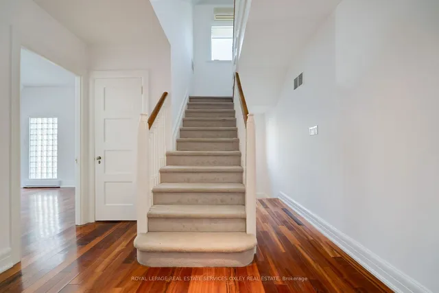 Additional image 21 of 23 South Dr