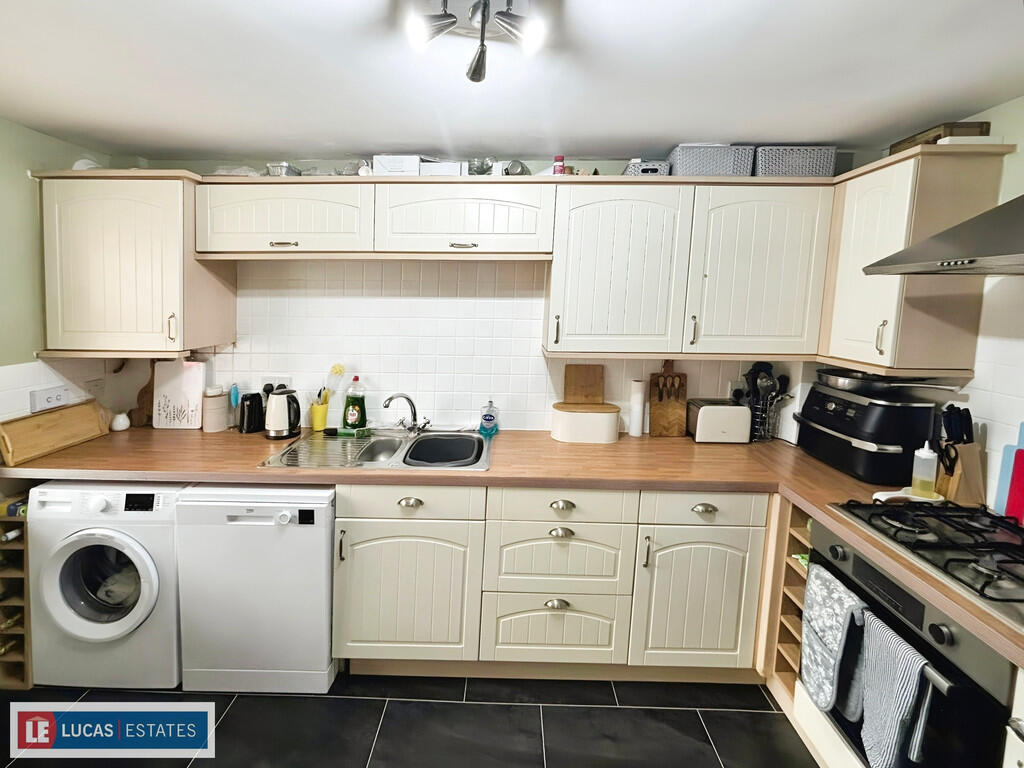 Additional image 5 of Red Kite Close, Penallta, Hengoed