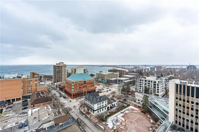 Additional image 31 of 2007 James St Unit 1305