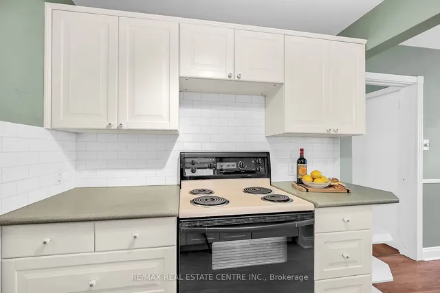 Additional image 17 of 44 Patika Ave