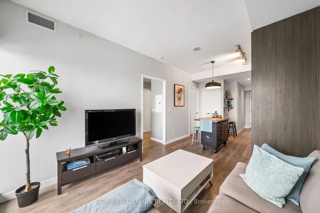 Additional image 20 of 159 Dundas St Unit 4004