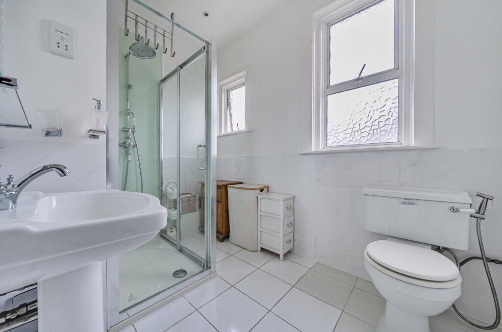 Additional image 13 of Lake Avenue, Bromley, Kent, BR1