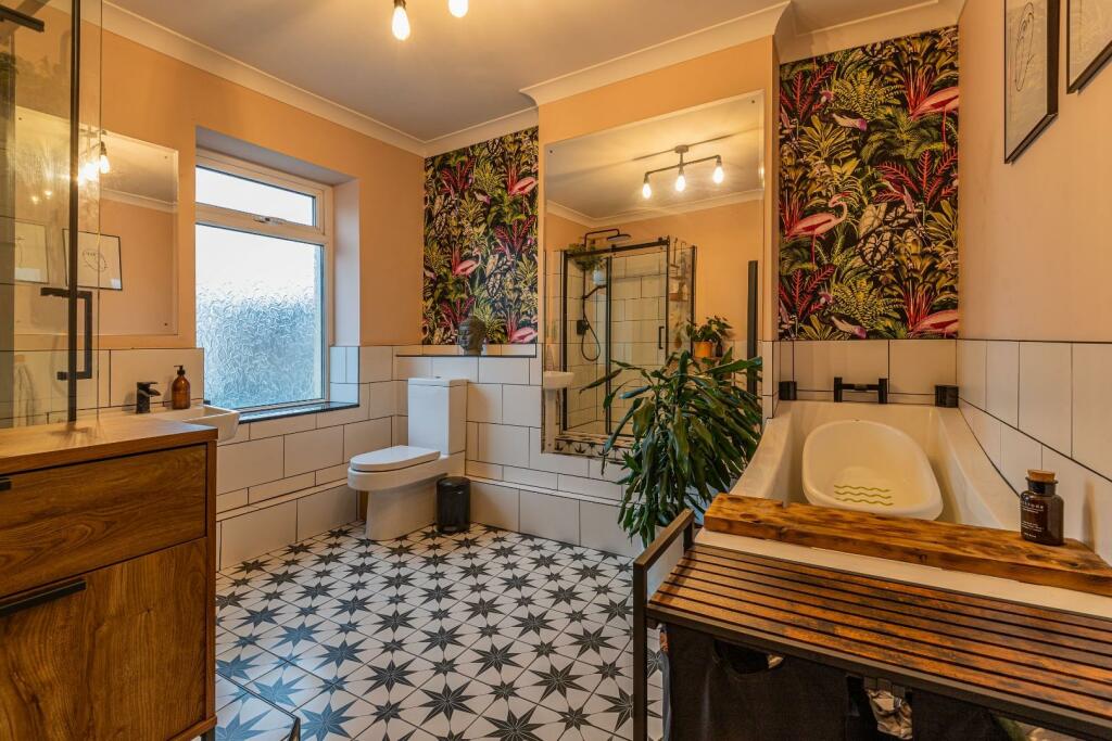 Additional image 15 of High Street, Penarth