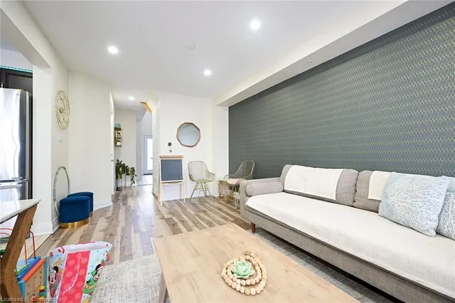 Additional image 7 of 35 Shadyglen Dr