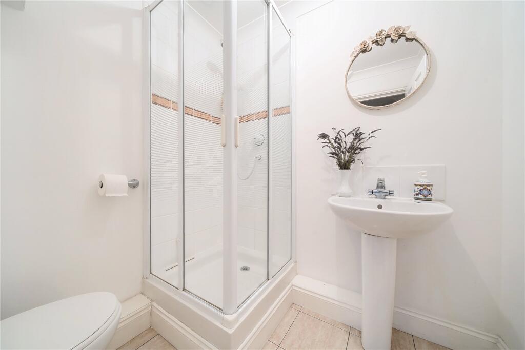 Additional image 17 of Madeira Avenue, Bromley