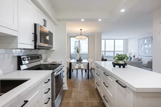 Additional image 15 of 60 Southport St Unit 906