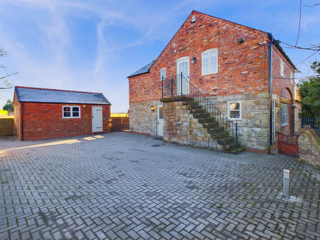 Additional image 5 of The Coach House, Chester