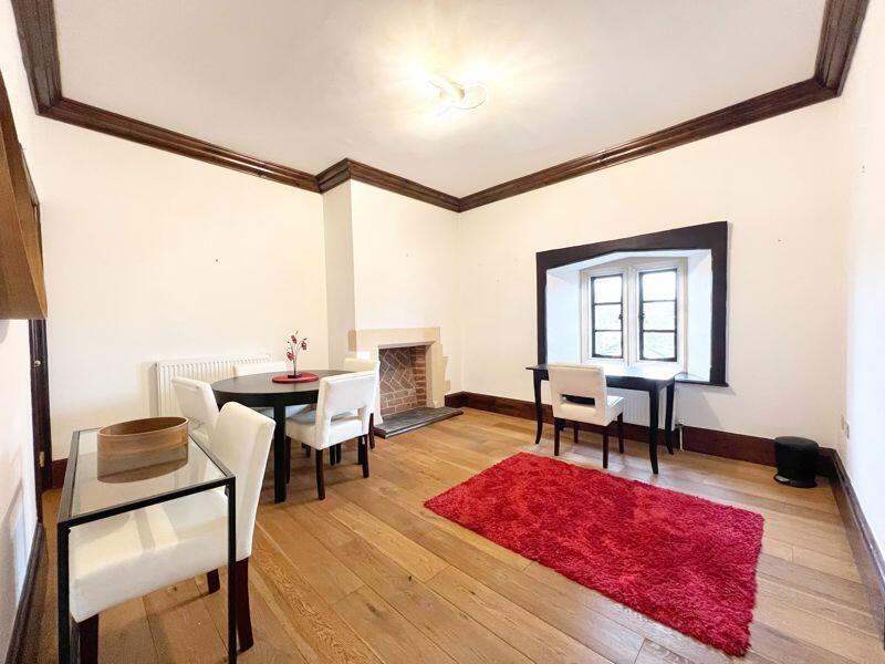 Additional image 6 of Apartment 6 The Old Grammar School, Cowbridge, CF71 7BB