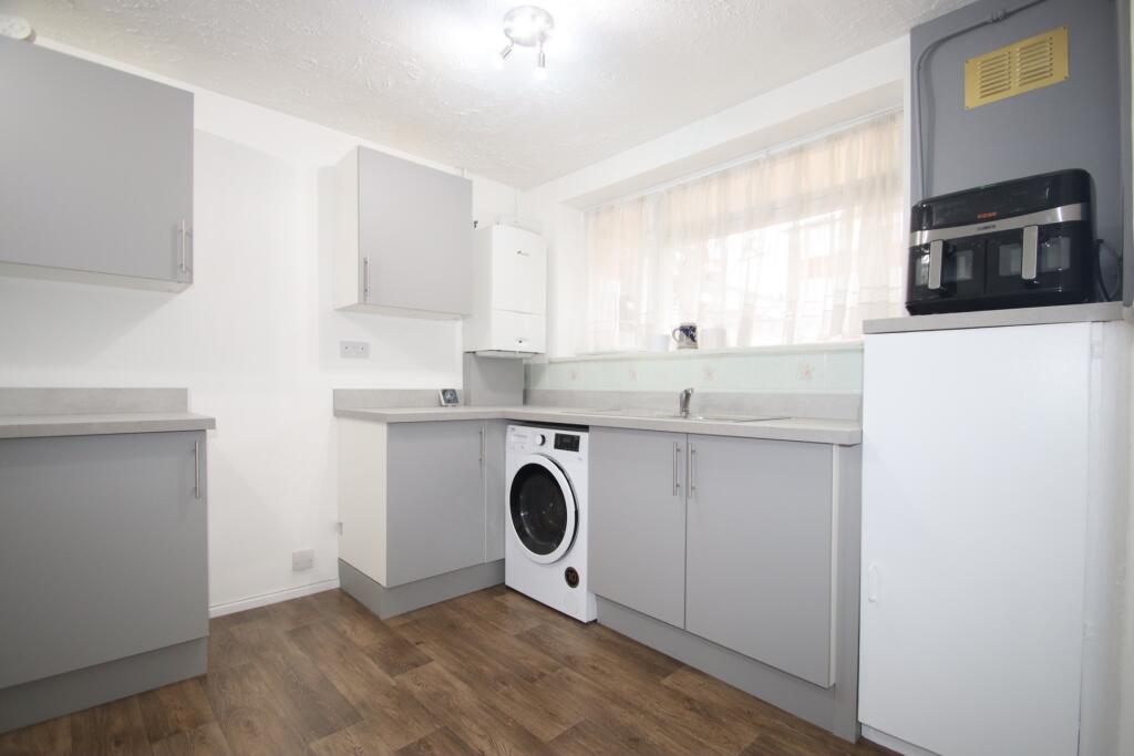 Additional image 4 of Lamberhurst Close, Orpington, BR5