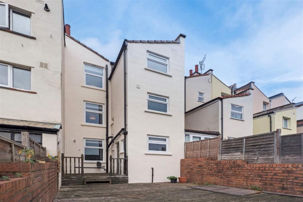 Additional image 14 of 5 bedroom Terraced House in William Street, Bristol