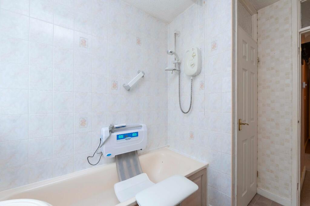 Additional image 21 of Ashgrove, Edwardsville, Treharris