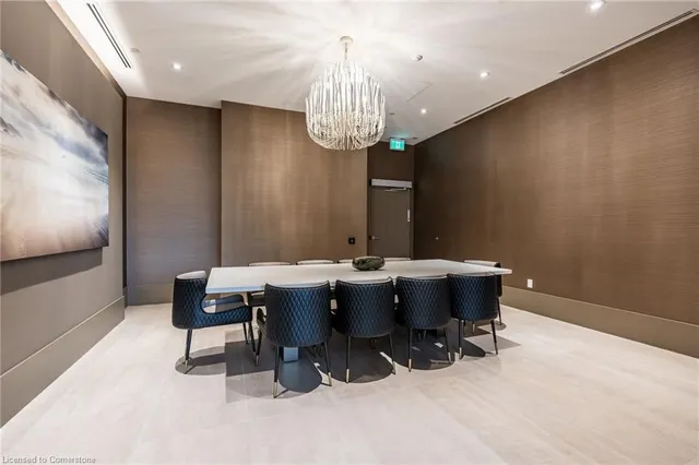 Additional image 35 of 2007 James St Unit 1305