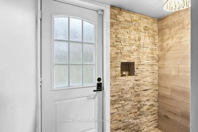 Additional image 24 of 377 East 16th St