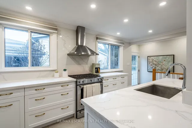 Additional image 11 of 555 Elwood Rd