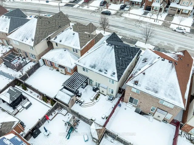 Additional image 39 of 395 Dymott Ave