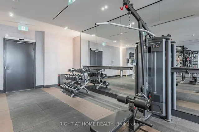 Additional image 30 of 270 Dufferin St Unit 506