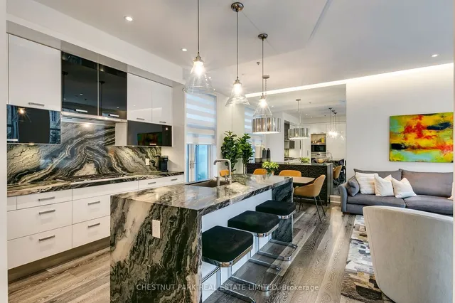 Additional image 6 of 63 St Mary St Unit TH 2