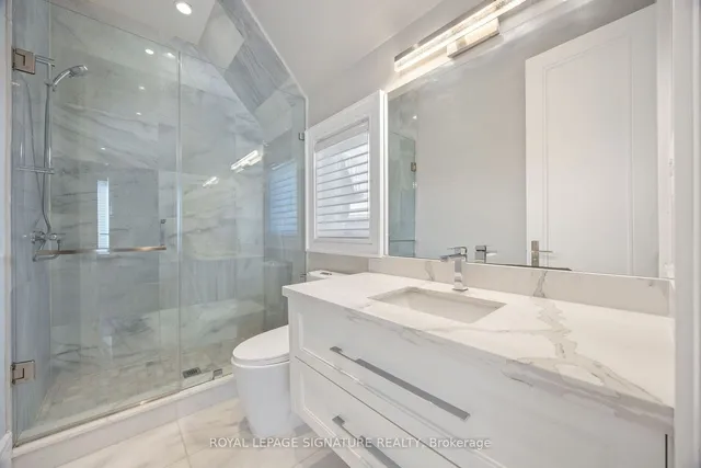 Additional image 25 of 90 Upper Canada Dr