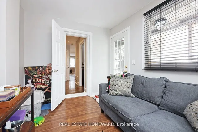 Additional image 6 of 156 Royal York Rd