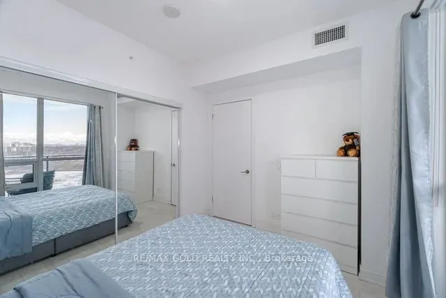 Additional image 20 of 2212 Lakeshore Blvd Unit 2210