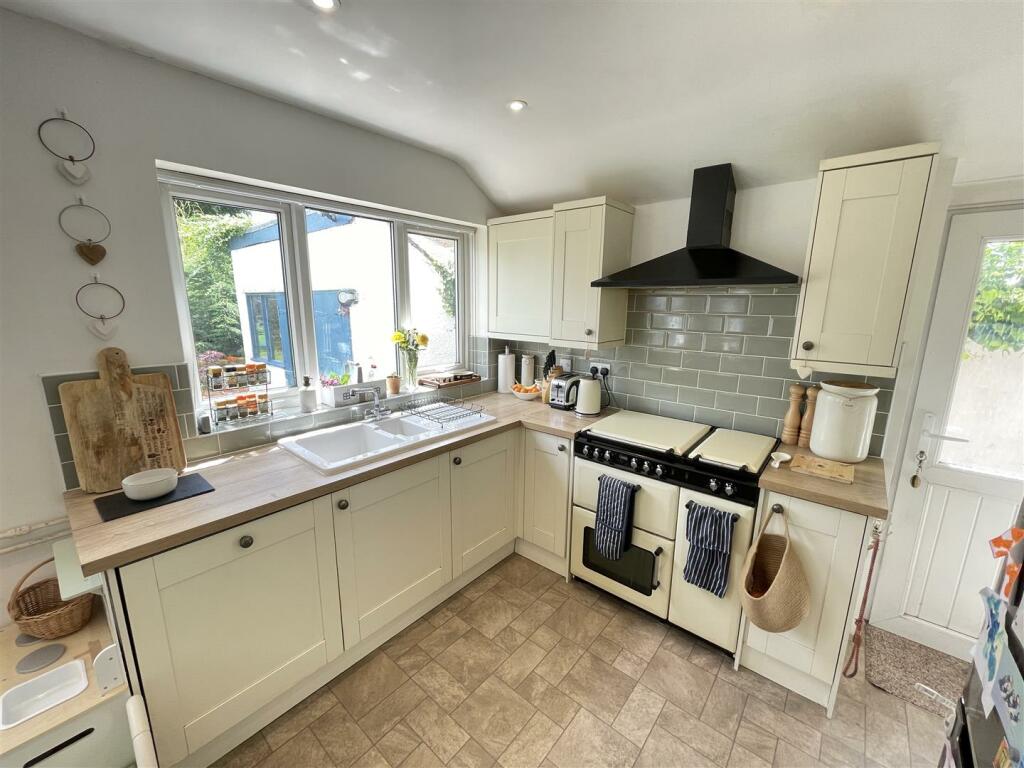 Additional image 12 of Barnston Road, Heswall, Wirral