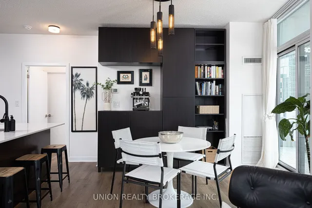 Additional image 10 of 33 Bay St Unit 2903