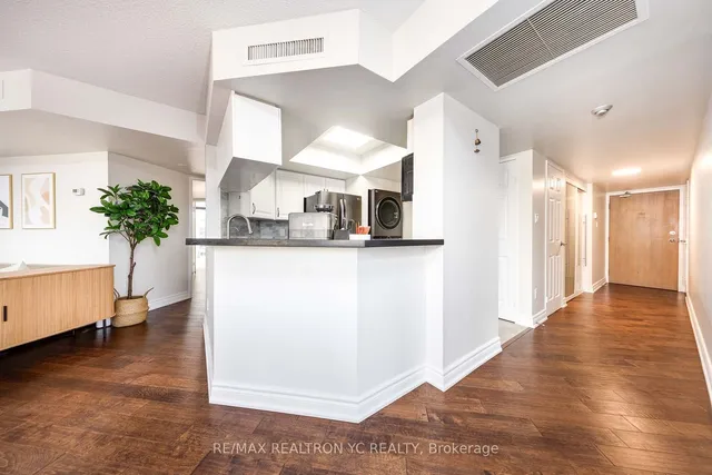 Additional image 2 of 1001 Bay St Unit 604