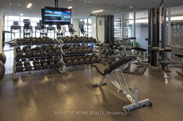 Additional image 21 of 15 Iceboat Terr Unit 3303