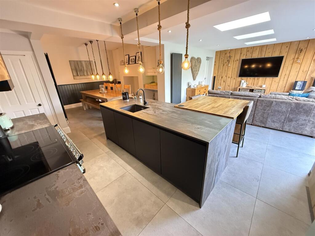 Additional image 4 of Pensby Road, Heswall, Wirral