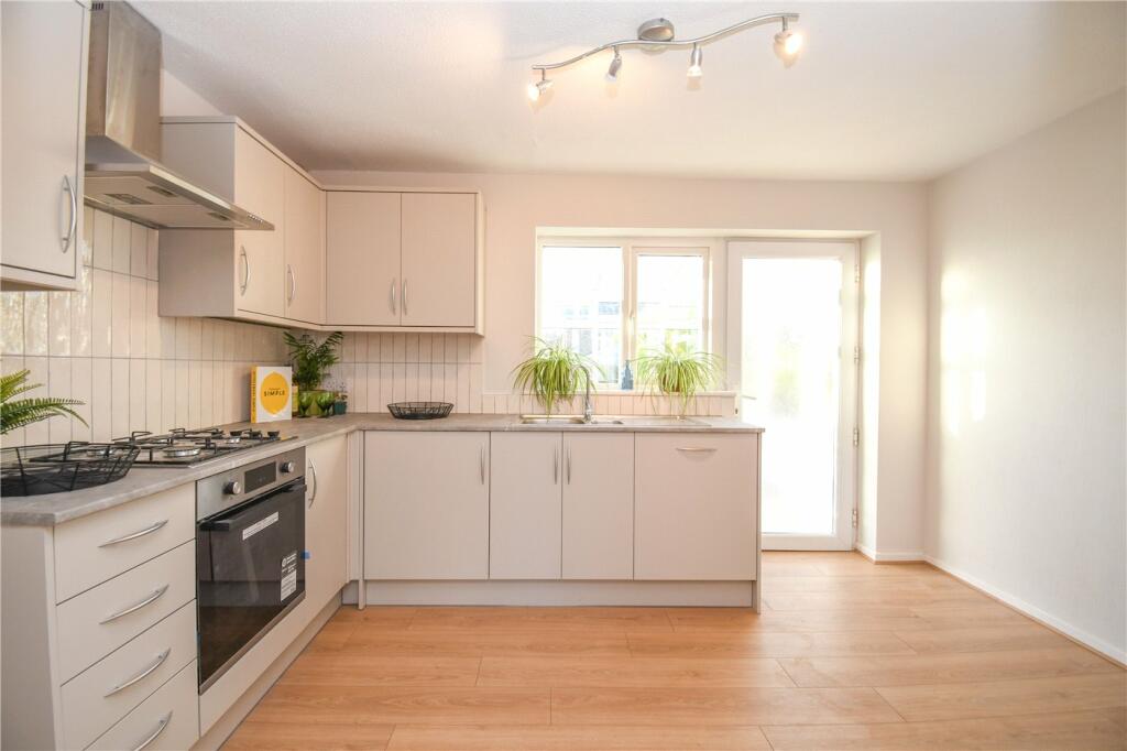 Additional image 3 of Iffley Close, Saughall Massie, Wirral