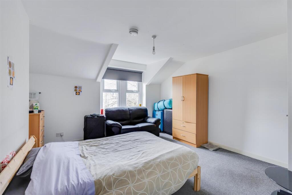 Additional image 16 of Richmond Road, Cardiff