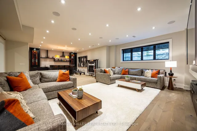 Additional image 32 of 108 Mason Blvd