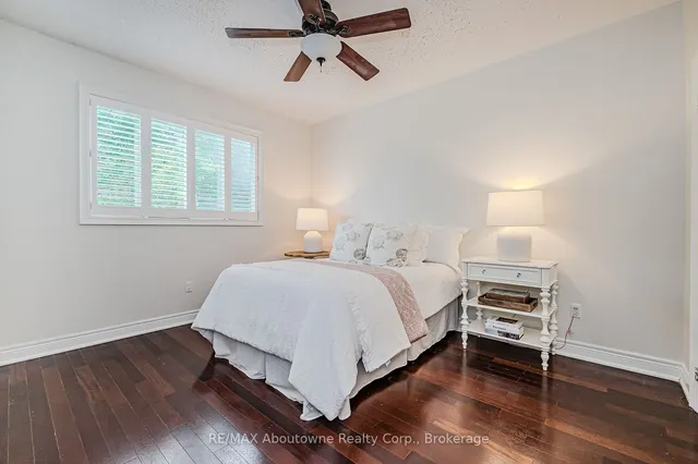 Additional image 14 of 2946 Singleton Common