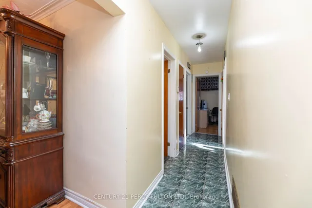 Additional image 24 of 39 Picaro Dr