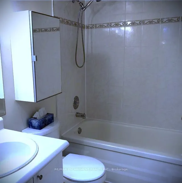 Additional image 8 of 1950 Main St Unit 206